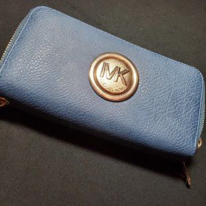 Michael Kors Wristlet Wallet